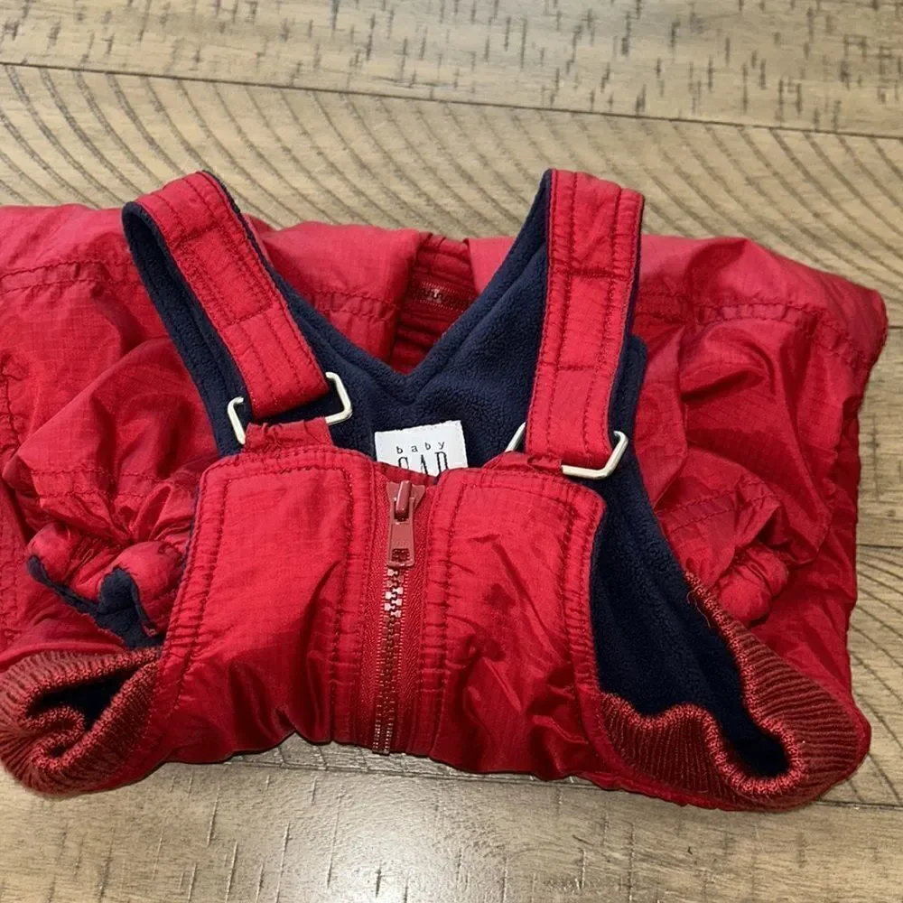 Baby Gap Snow ⛄️ FleeceLined ‘Ski’ ⛷️ Bib Pants. 2 zippers Easy In & Out.